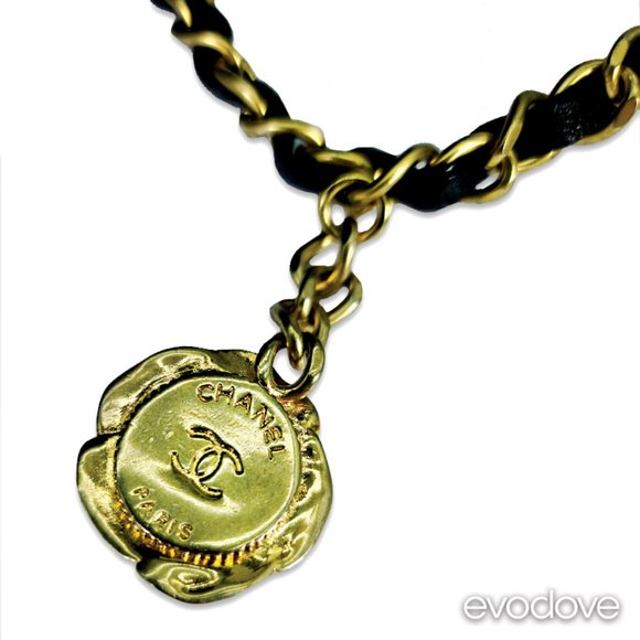 SOLD Classic Flap 2021 Cruse Collection Black & Gold Velvet Bag - Picture 16 of 16